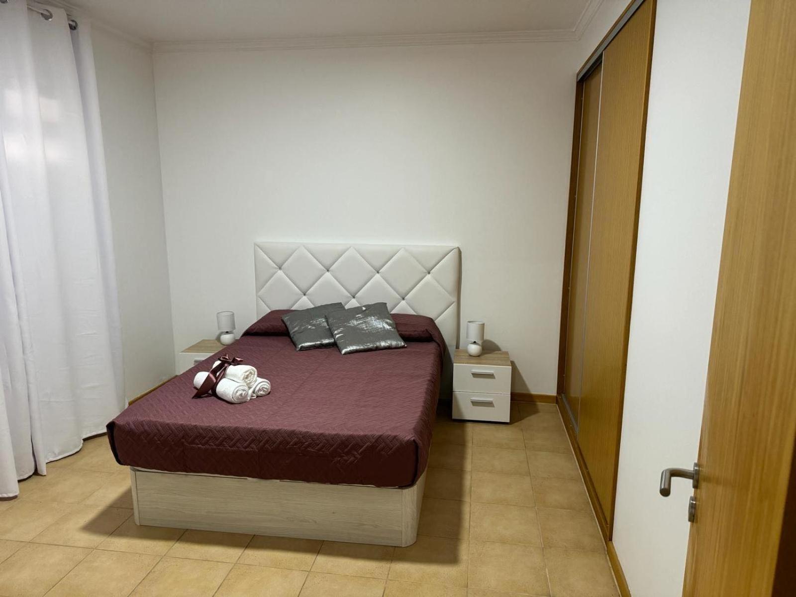 Alforra Residence 1-T2-Centro-Praias-Levadas กามารา ดิ โลบุช ภายนอก รูปภาพ