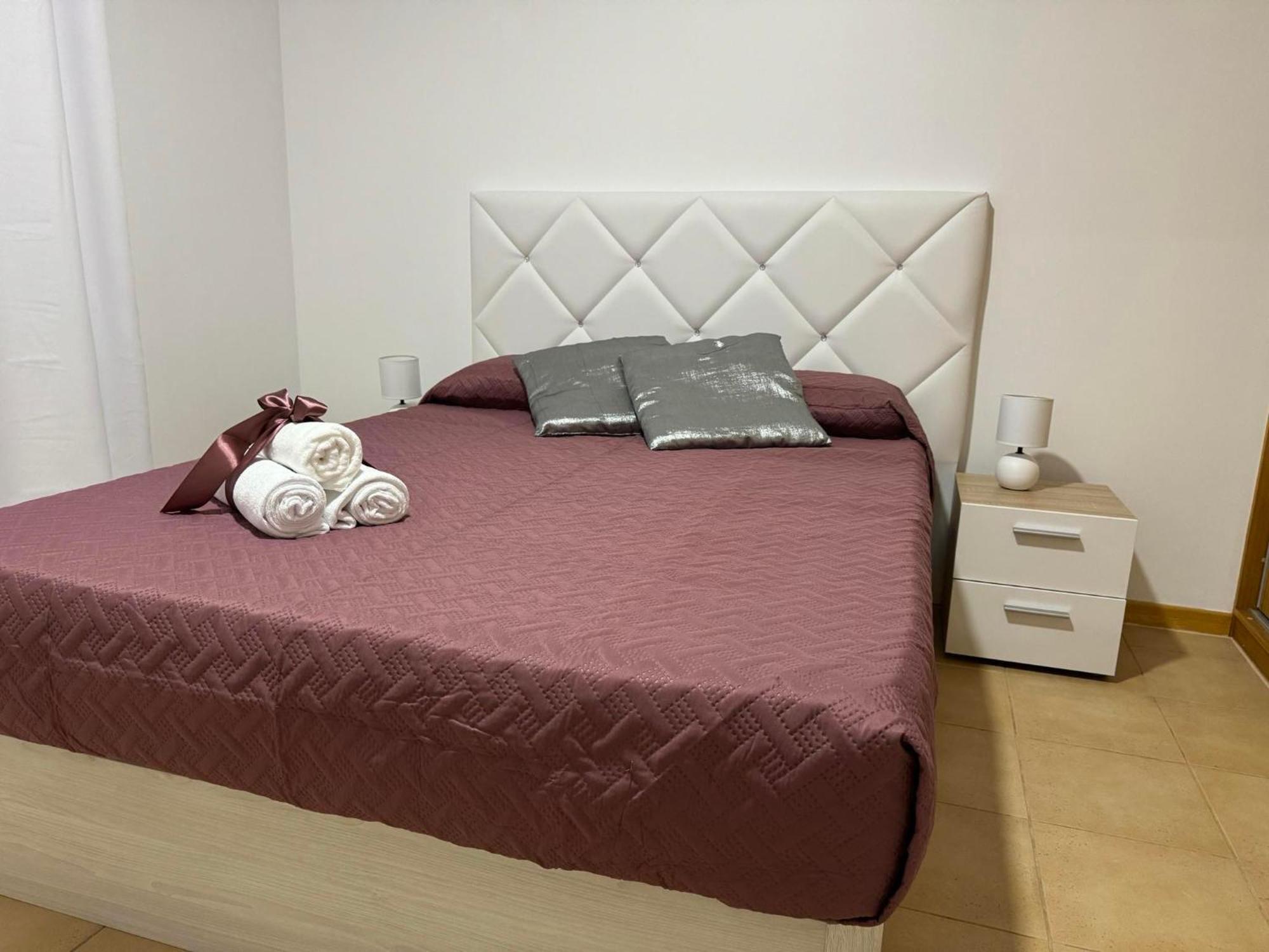 Alforra Residence 1-T2-Centro-Praias-Levadas กามารา ดิ โลบุช ภายนอก รูปภาพ
