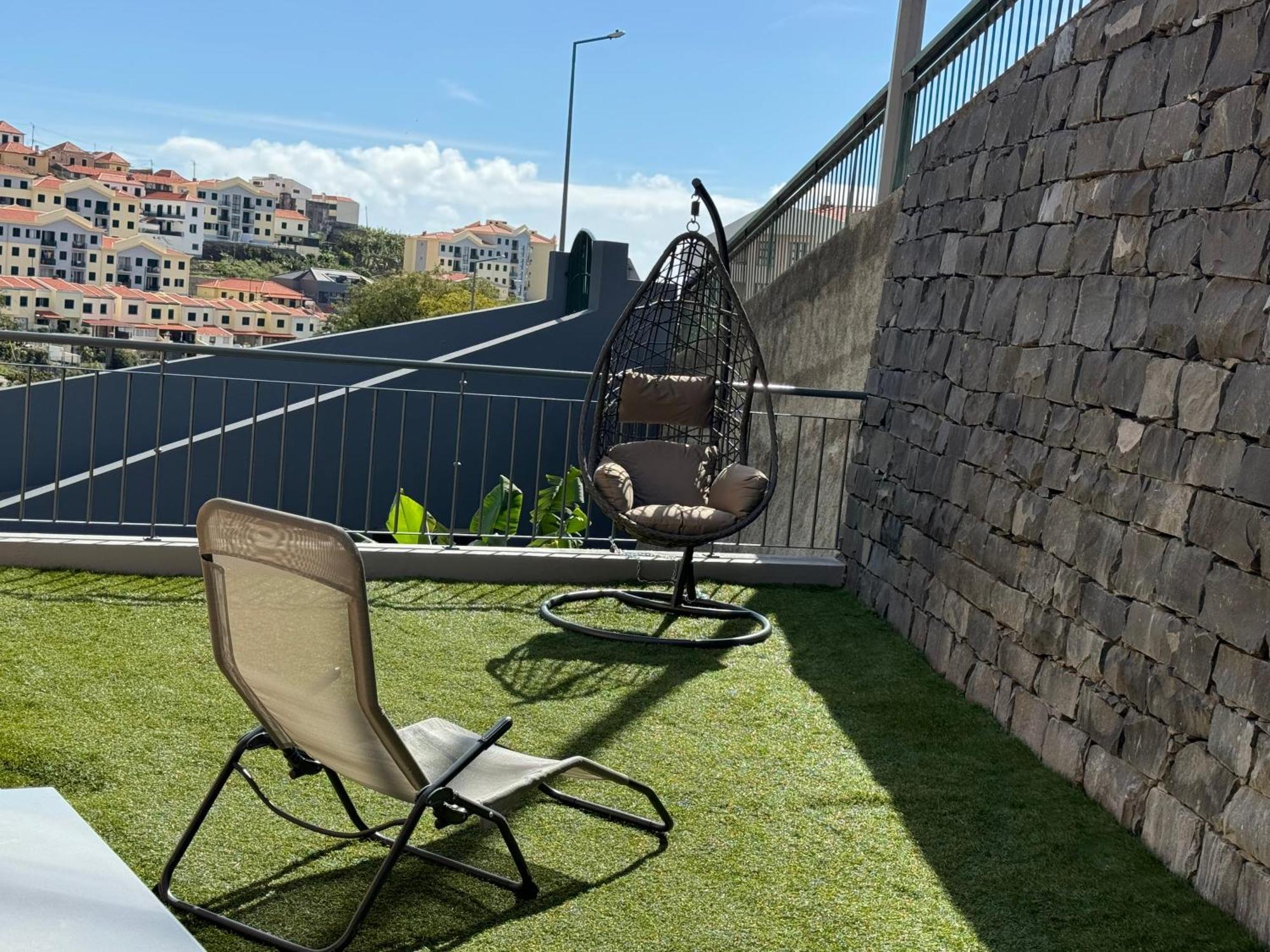 Alforra Residence 1-T2-Centro-Praias-Levadas กามารา ดิ โลบุช ภายนอก รูปภาพ